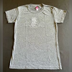 Island Girl Aloha Hawaii Graphic Tee T-Shirt Womens Size Large Gray Short Sleeve